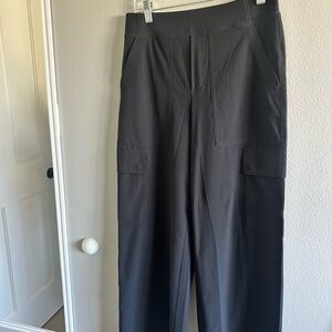 Athleta Womens Black Cargo Pants
